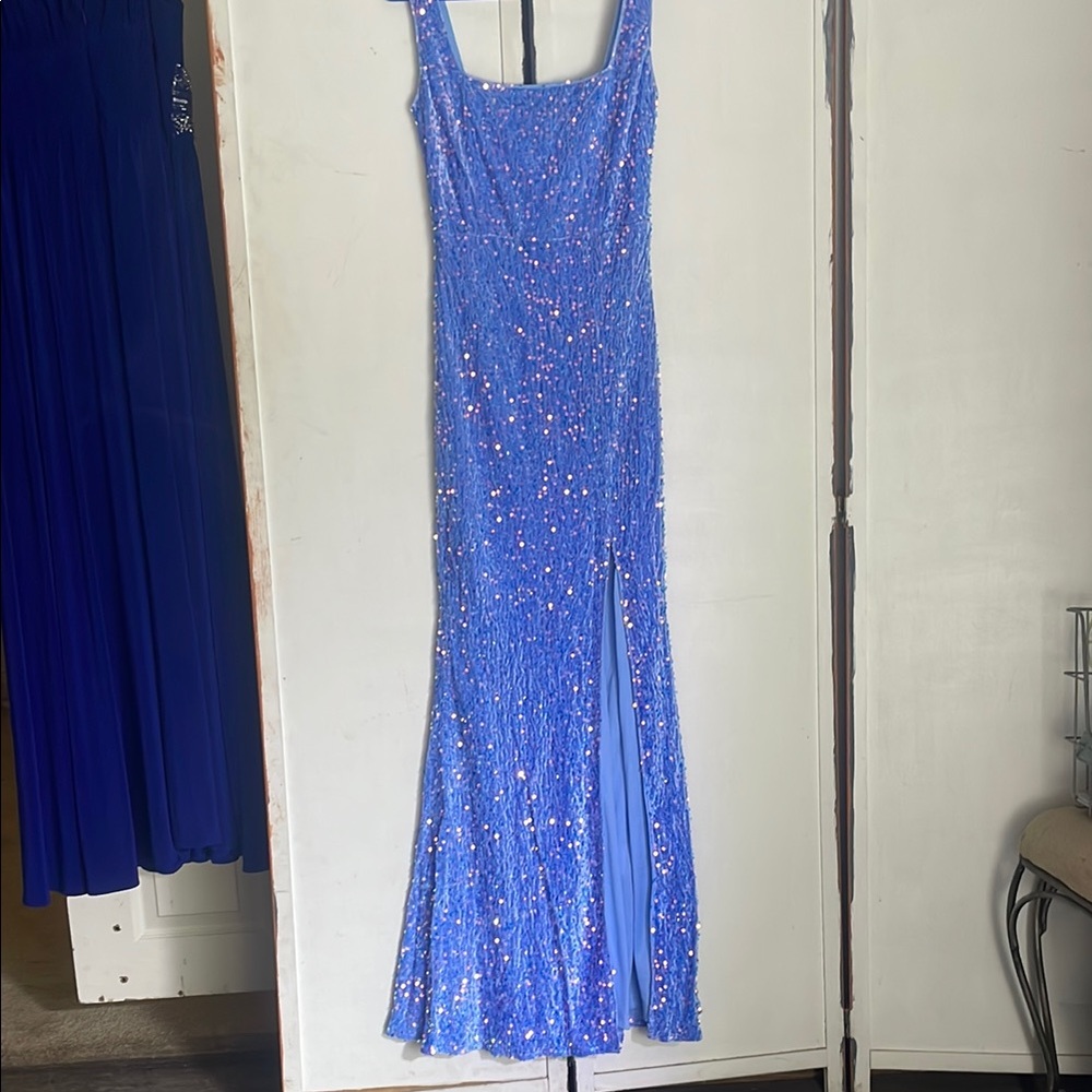 Elegant Blue Sequin Evening Gown